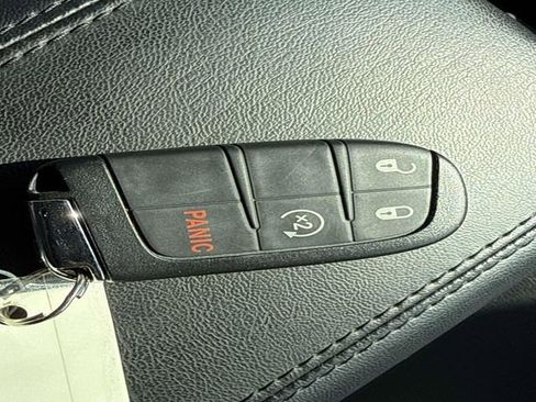Used 2024 Jeep Compass Limited AWD/4WD image 8