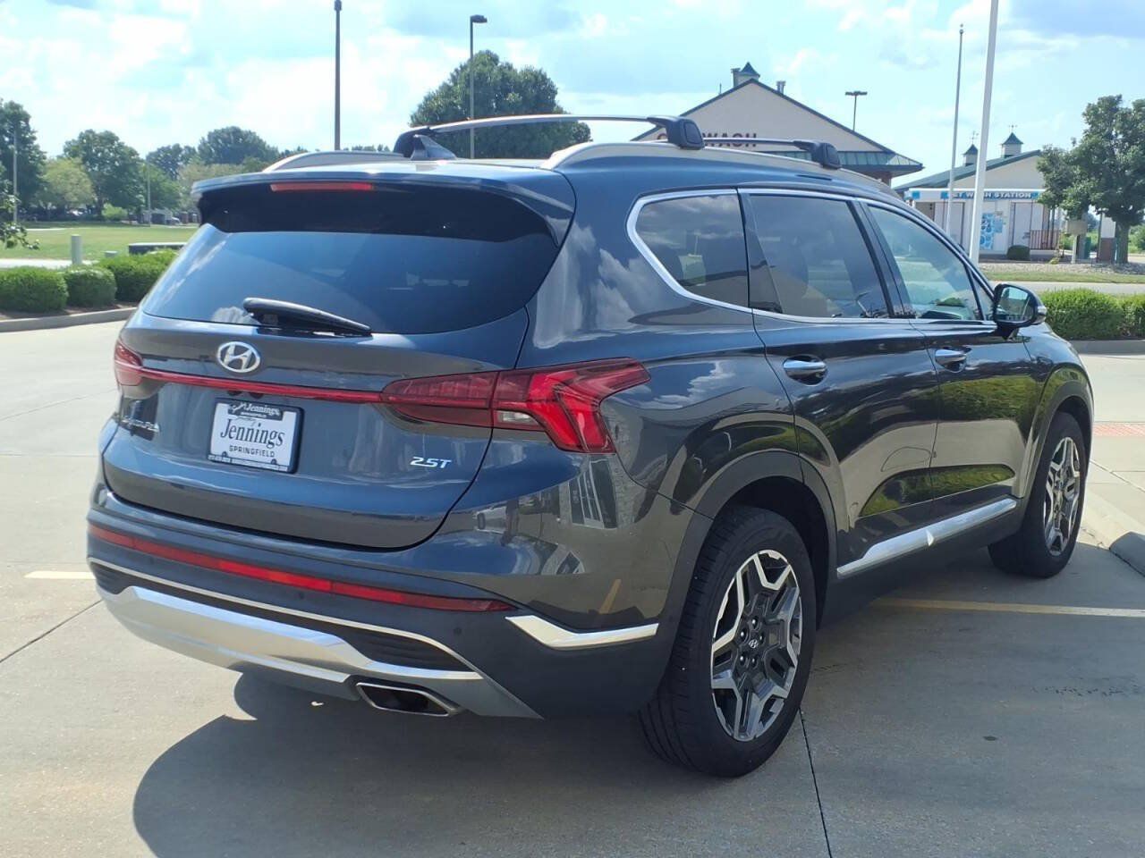 Used 2022 Hyundai Santa Fe Limited FWD image 6