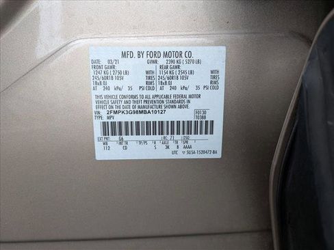 Used 2021 Ford Edge SE image 16