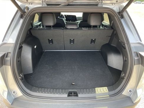 Used 2025 Chevrolet Equinox RS image 32