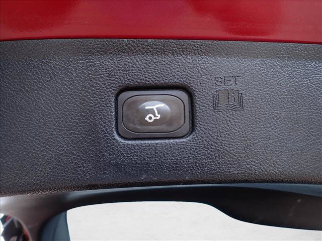 Used 2015 Ford Edge Titanium w/ Equipment Group 301A AWD/4WD image 9