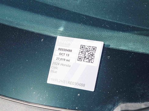 Certified 2024 Honda Civic Sport image 30