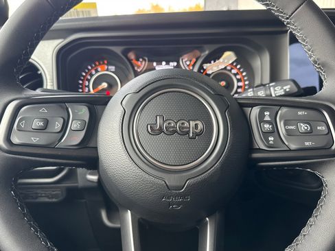 New 2026 Jeep Wrangler Unlimited Sport image 22