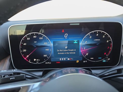 New 2026 Mercedes-Benz GLC 300 image 19