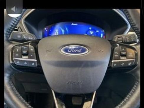 Used 2021 Ford Escape SEL w/ Technology Package image 15