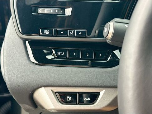Used 2025 Lexus RX 350 Premium w/ Accessory Package (Z1) FWD image 37