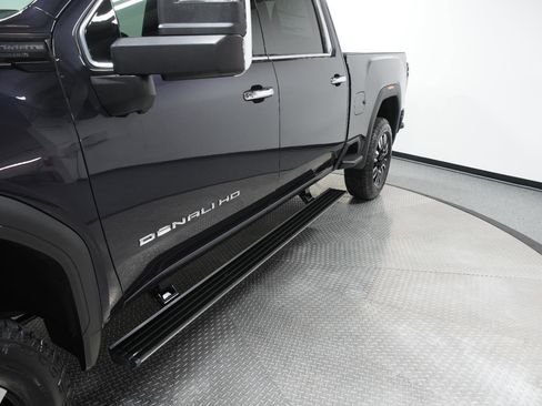 New 2026 GMC Sierra 2500 Denali Ultimate AWD/4WD image 4