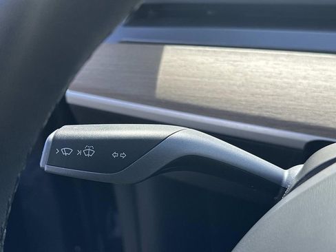 Used 2021 Tesla Model Y Performance image 19