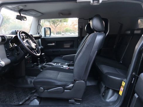 Used 2007 Toyota FJ Cruiser 4WD image 15