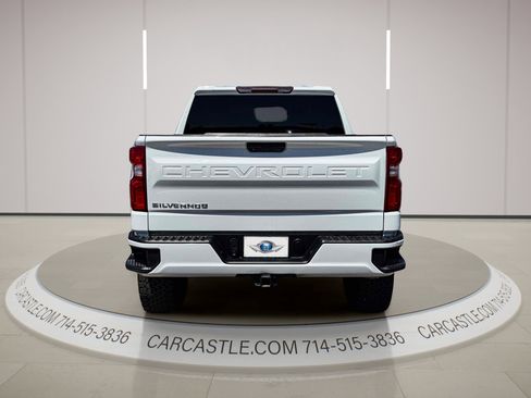 Used 2021 Chevrolet Silverado 1500 Custom w/ LPO, Dark Essentials Package RWD image 5