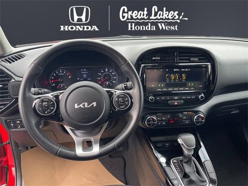 Used 2022 Kia Soul X-Line image 10