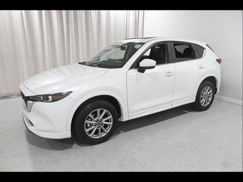 Certified 2025 MAZDA CX-5 AWD 2.5 S w/ Preferred Package image 3