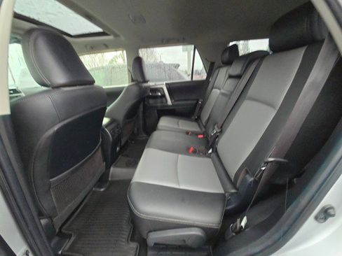 Used 2021 Toyota 4Runner SR5 Premium image 18