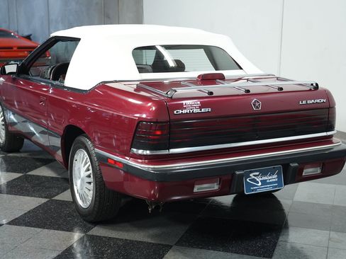 Used 1991 Chrysler LeBaron Convertible image 8