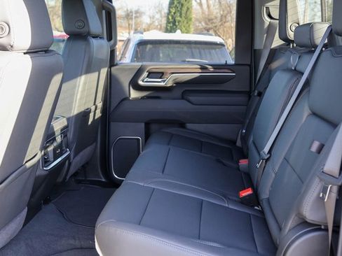 New 2026 GMC Sierra 3500 SLT image 14