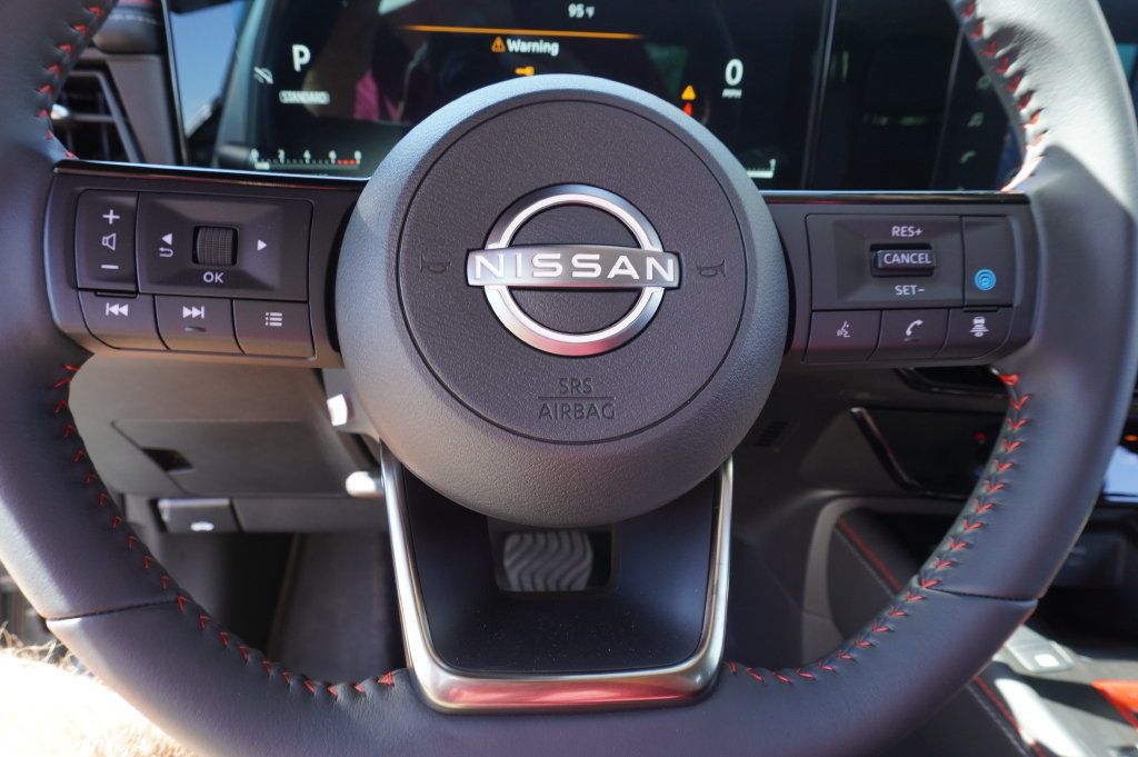 Certified 2025 Nissan Kicks SR FWD image 17