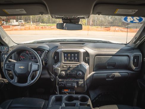 Used 2024 Chevrolet Silverado 1500 W/T w/ Trailering Package image 25