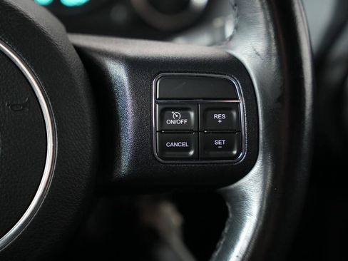 Used 2018 Jeep Wrangler Unlimited Sport AWD/4WD image 13