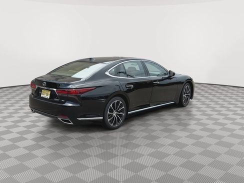 Used 2023 Lexus LS 500 AWD w/ Luxury Package image 7