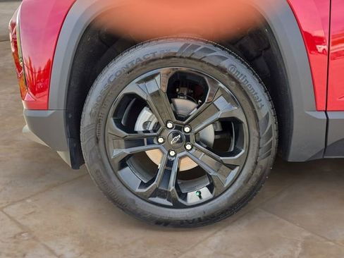 Used 2025 Chevrolet Equinox LT w/ Convenience Package II image 14