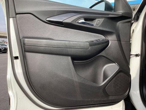 Used 2023 Chevrolet TrailBlazer LS image 28