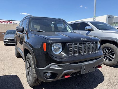 Used 2020 Jeep Renegade Trailhawk w/ Cold Weather Group AWD/4WD image 2