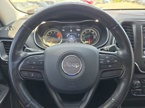 Used 2021 Jeep Cherokee Trailhawk AWD/4WD image 18