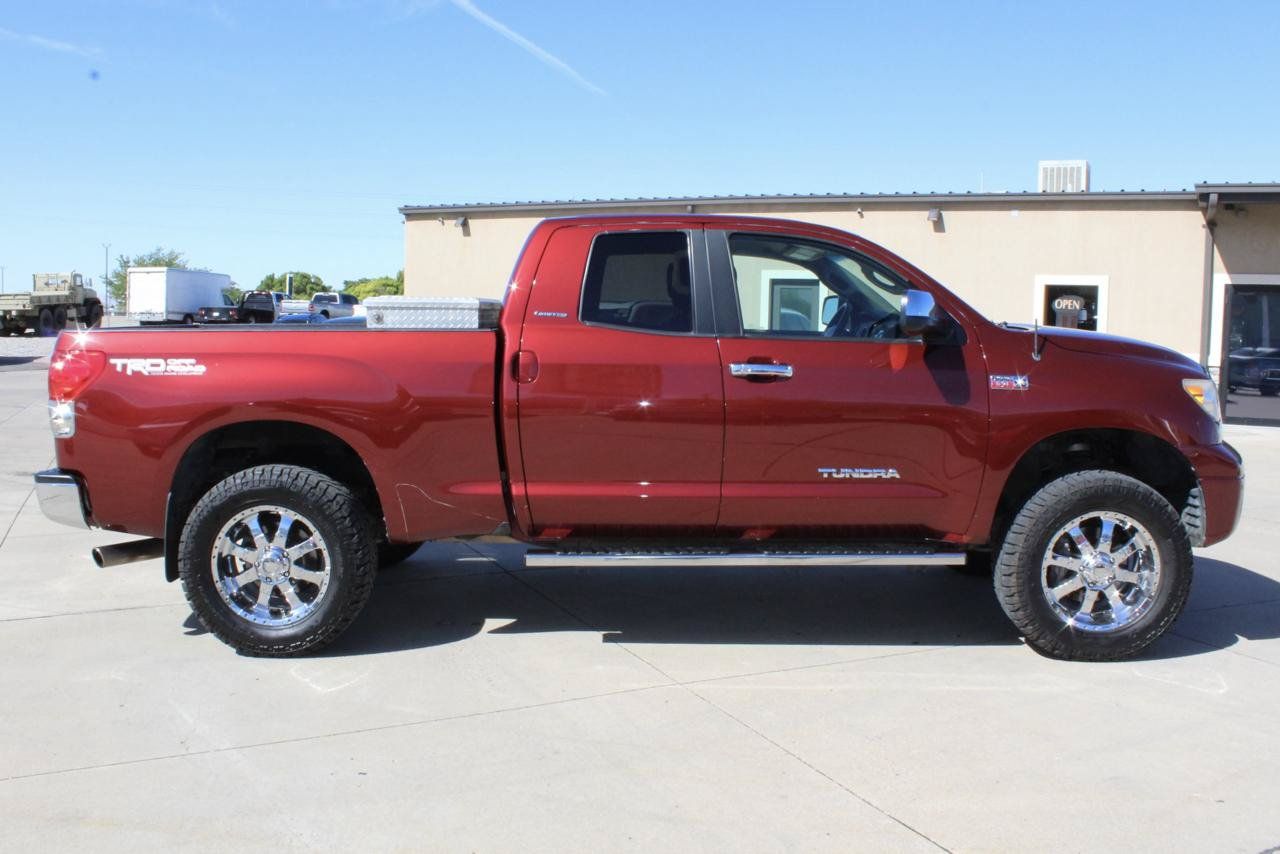 Used 2007 Toyota Tundra Limited w/ Preferred Accessory Pkg AWD/4WD image 6