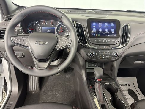 Used 2024 Chevrolet Equinox RS w/ RS Leather Package AWD/4WD image 3