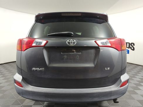 Used 2013 Toyota RAV4 LE FWD image 4