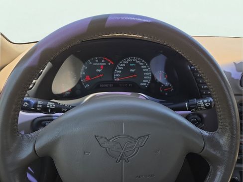 Used 2003 Chevrolet Corvette Convertible w/ Preferred Equipment Group1 RWD image 24