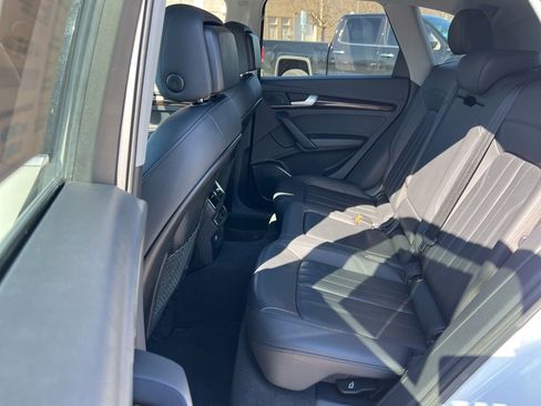 Used 2019 Audi Q5 2.0T Premium image 24
