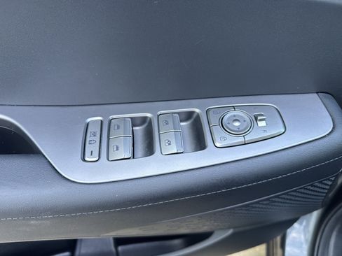 Used 2025 Hyundai Palisade SEL FWD image 8