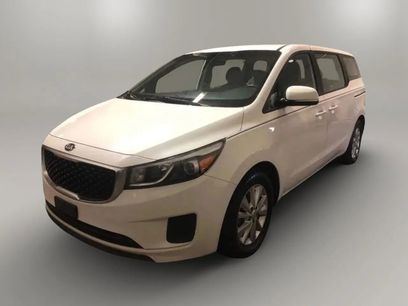 Used 2016 Kia Sedona L
