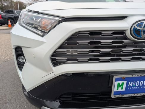 Used 2021 Toyota RAV4 XSE image 10