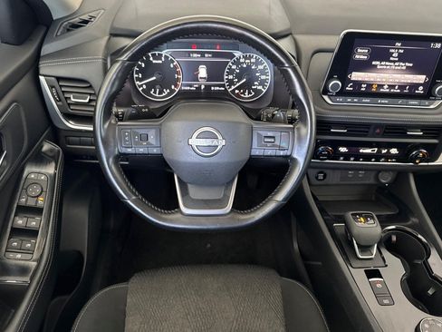 Used 2025 Nissan Rogue SV AWD/4WD image 30