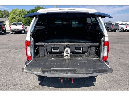 Used 2019 Ford F250 Lariat w/ Lariat Ultimate Package AWD/4WD image 11