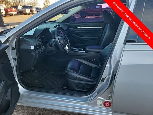 Used 2020 Nissan Altima 2.5 SV image 10