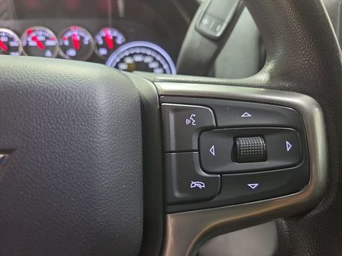 Used 2022 Chevrolet Silverado 1500 Custom Trail Boss w/ Safety Confidence Package AWD/4WD image 15