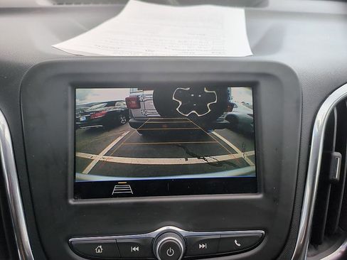 Used 2019 Chevrolet Equinox LT FWD image 21