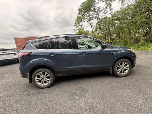 Used 2018 Ford Escape SE AWD/4WD image 10