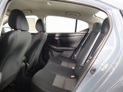 Used 2024 Nissan Sentra SV FWD image 11