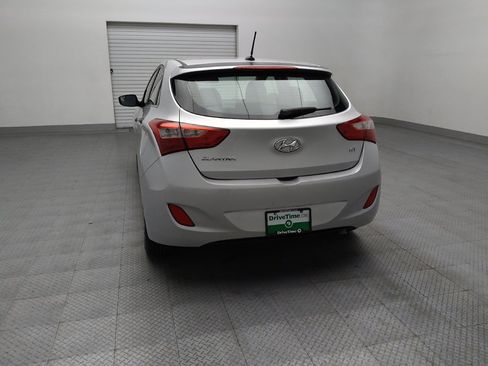 Used 2017 Hyundai Elantra GT image 6