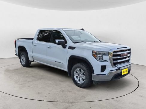 Used 2020 GMC Sierra 1500 SLE w/ SLE Value Package AWD/4WD image 3