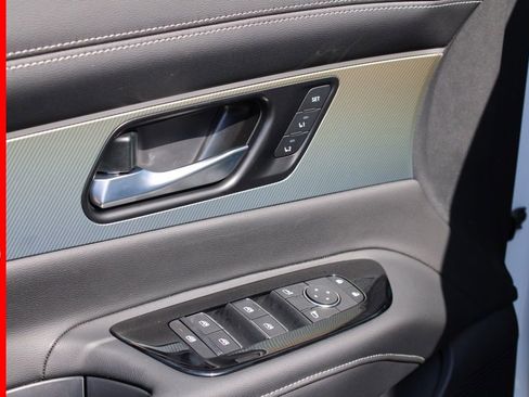 New 2025 Nissan Murano SL image 13