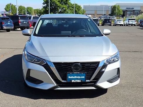 Used 2023 Nissan Sentra SV FWD image 3