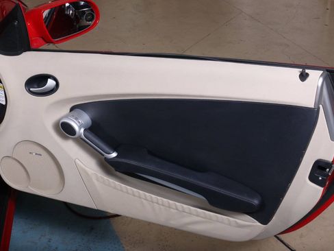 Used 2005 Mercedes-Benz SLK 350 w/ Entertainment Pkg image 51