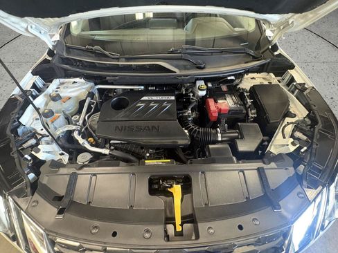 Used 2023 Nissan Rogue SV w/ SV Premium B Package AWD/4WD image 10