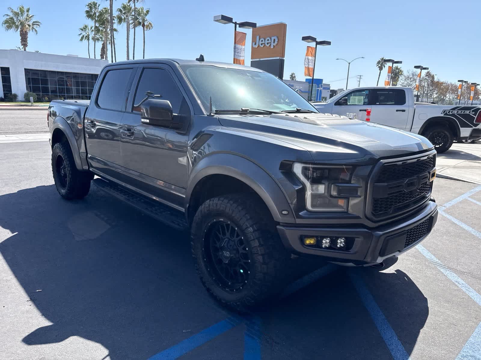 Used 2020 Ford F150 Raptor w/ Equipment Group 802A Luxury AWD/4WD image 9