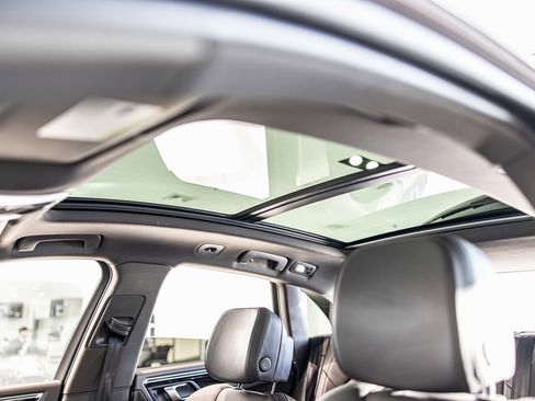 Used 2022 Porsche Macan S image 18